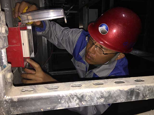 朱洪宇-(1).jpg 朱洪宇-(1).jpg